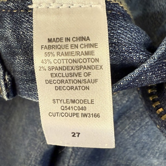 GUESS Jeans Women's Embroidered Flared Bootcut Denim Pants Size 27 - Picture 8 of 8